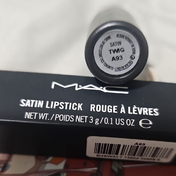 MAC Cosmetics Pink Lipstick and Pencil Duo - Picture 4 of 9